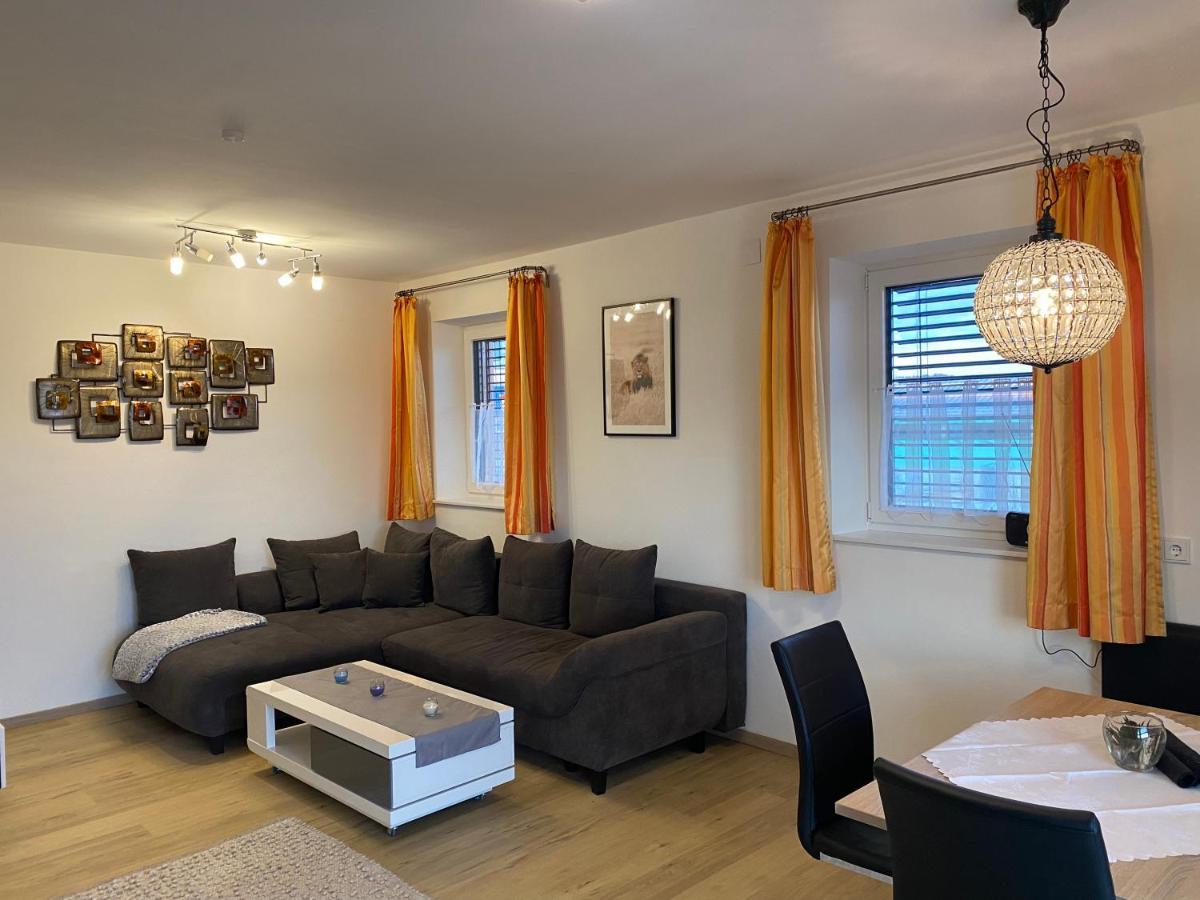 Wohnung City Nord Mit Balkon Herzogsdorf Екстериор снимка